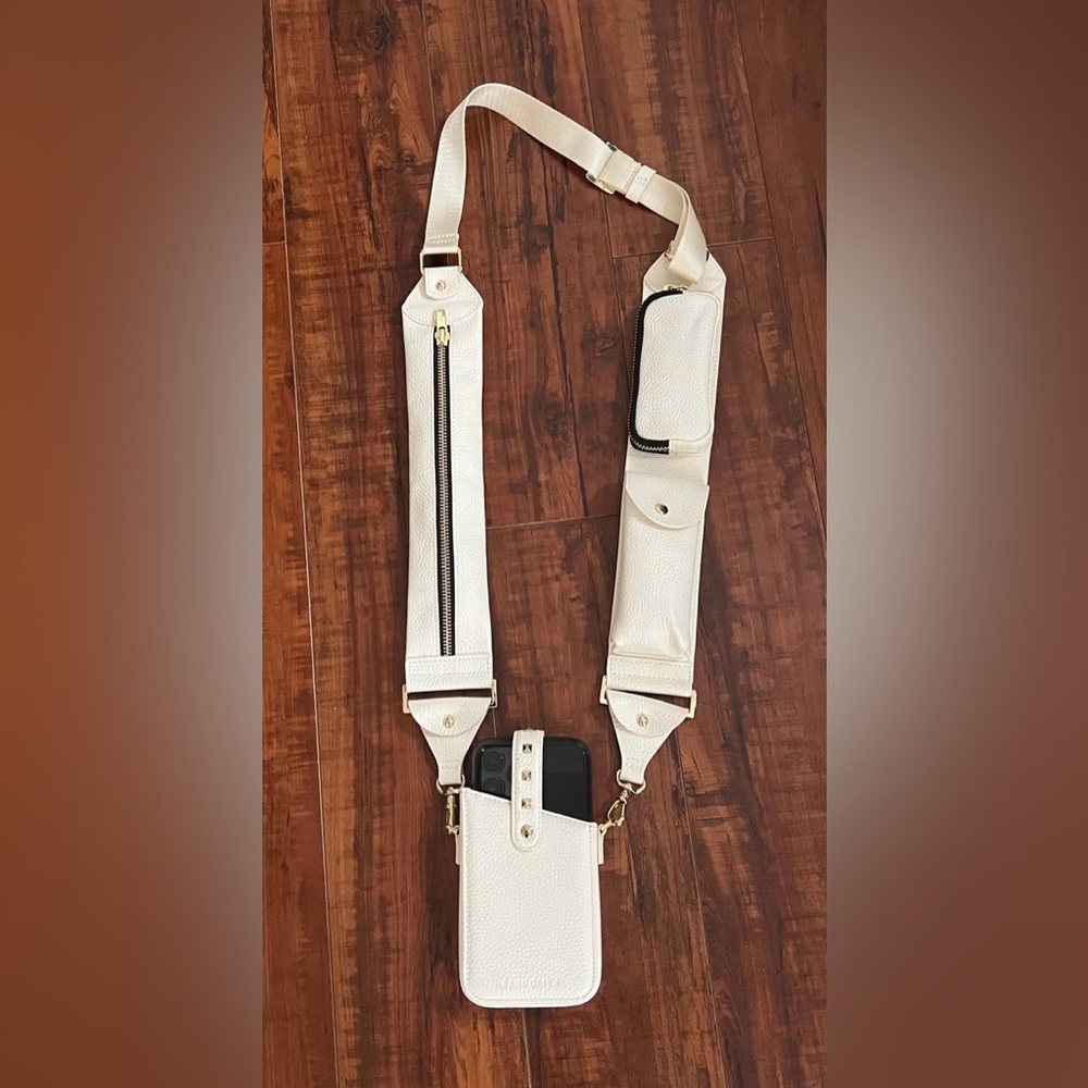 Bandolier Studded Emma Holster & BILLIE STRAP - Picture 3 of 9
